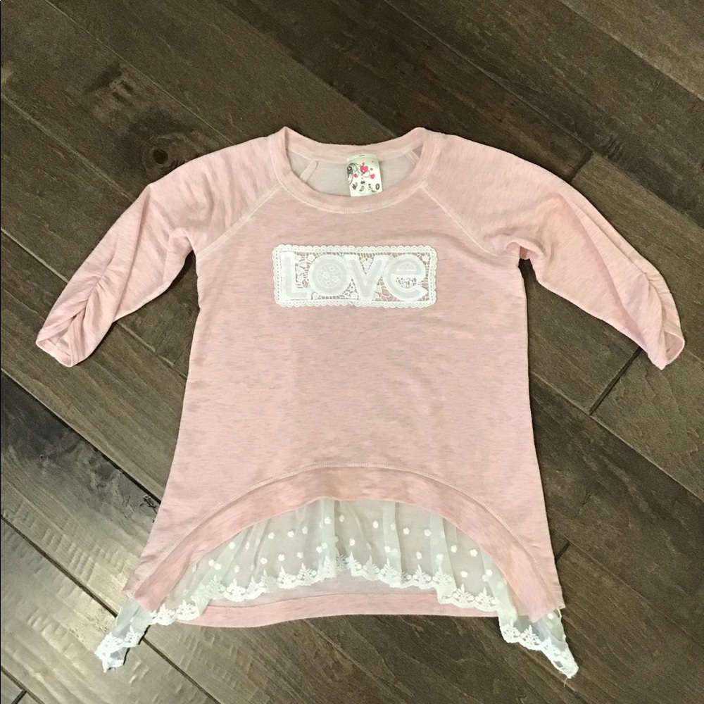 Jenna and Jessie heather pink top with lace detail